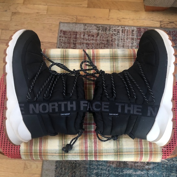The North Face Thermoball Lace Up Waterproof Boots - Picture 4 of 14
